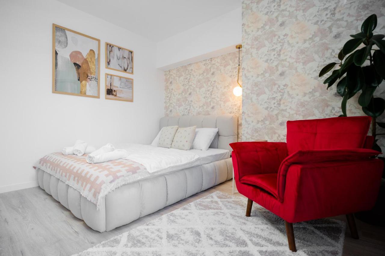 Hi Apartman Bukarest Kültér fotó
