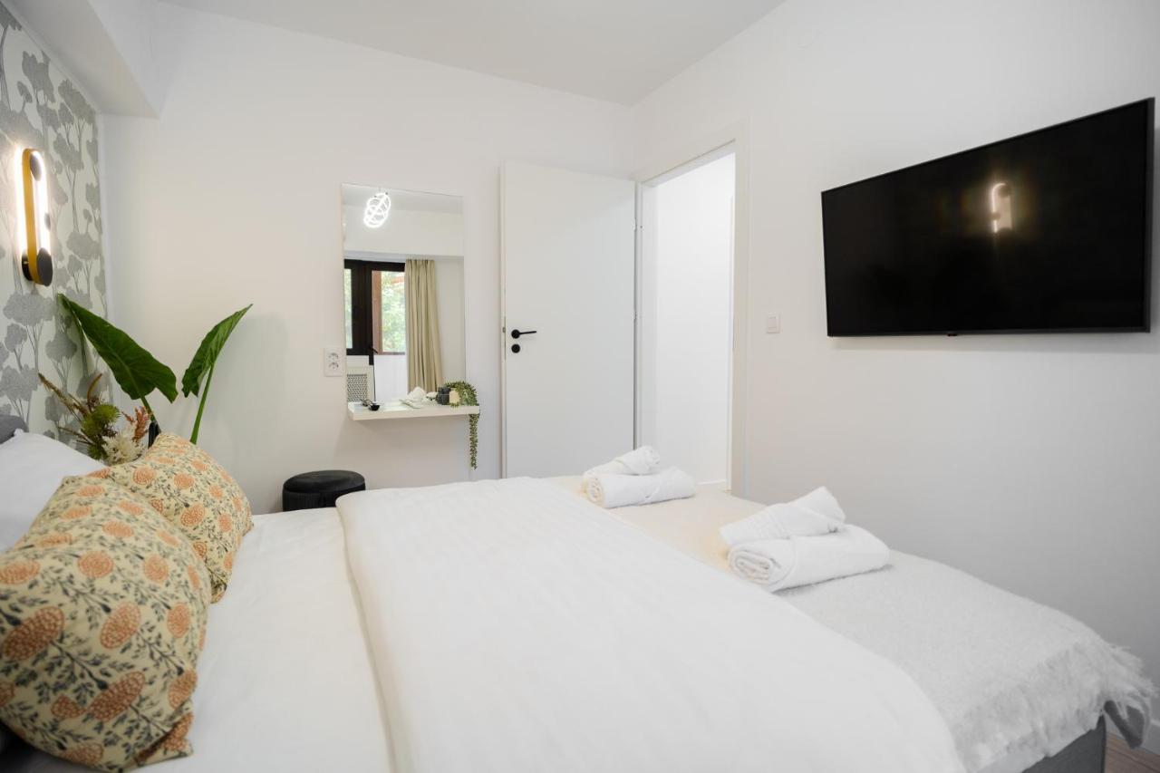 Hi Apartman Bukarest Kültér fotó