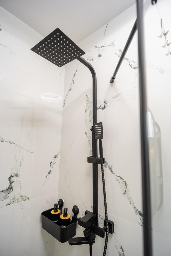 Hi Apartman Bukarest Kültér fotó